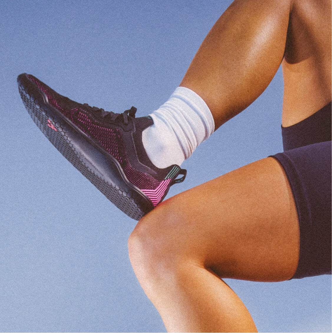 Natural sensory feedback through the feet